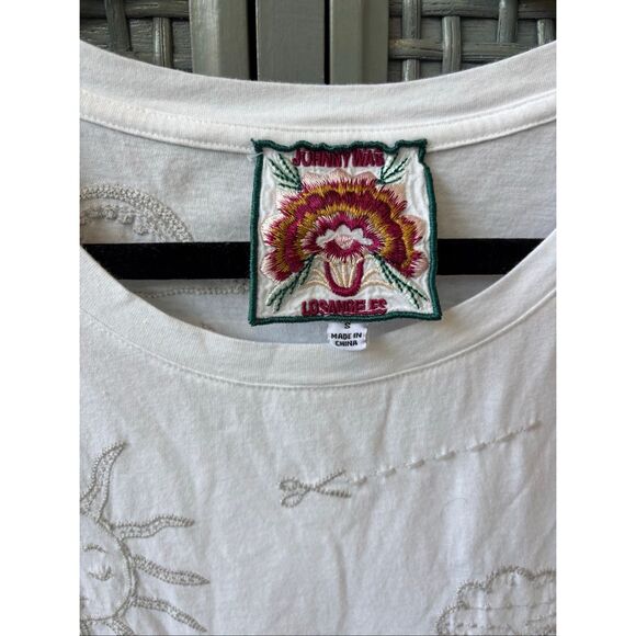 NWOT Johnny Was embroidered white short sleeve t shirt, Small $198 A1 - Picture 3 of 9